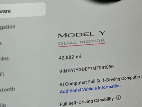 Used 2021 Tesla Model Y Performance AWD/4WD image 25