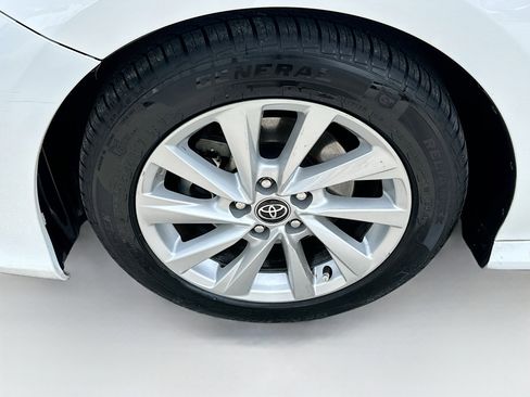 Used 2022 Toyota Camry LE image 30