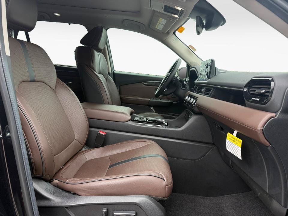 Used 2024 Honda Pilot Elite image 31