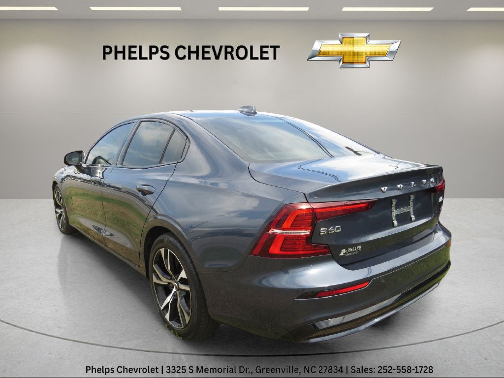 Used 2023 Volvo S60 B5 Plus FWD image 6