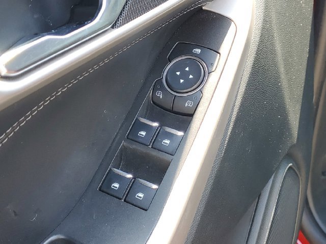 Used 2024 Ford Explorer XLT w/ Equipment Group 202A AWD/4WD image 12