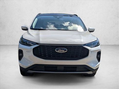 New 2025 Ford Escape SE w/ PHEV Premium Package FWD image 6