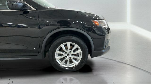 Used 2020 Nissan Rogue SV AWD/4WD image 24