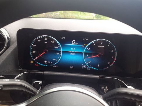 Certified 2023 Mercedes-Benz GLA 250 4MATIC image 24