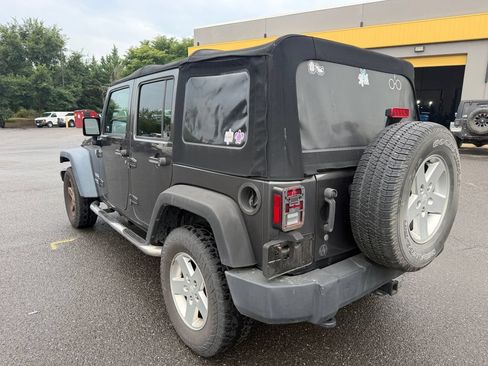 Used 2014 Jeep Wrangler Unlimited Sport w/ Quick Order Package 24S AWD/4WD image 5