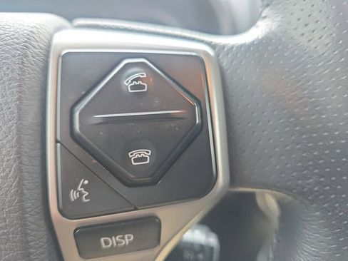 Used 2019 Toyota 4Runner SR5 Premium image 17