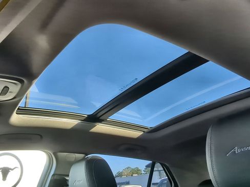 New 2026 Buick Encore GX Avenir w/ Avenir Technology Package image 18