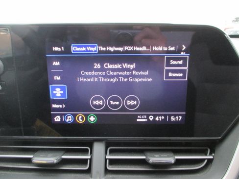 Used 2024 Chevrolet Trax LS w/ LS Convenience Package image 15