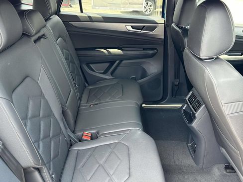 New 2026 Volkswagen Atlas Cross Sport SE AWD/4WD image 15