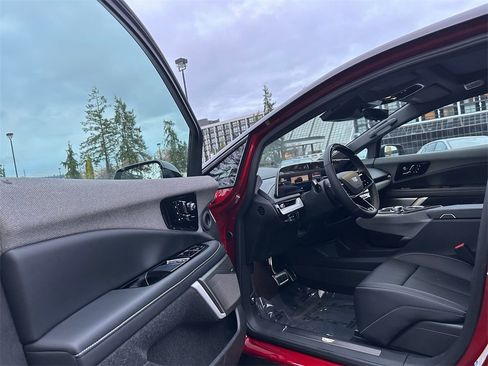 New 2026 Cadillac Optiq Sport 2 image 20