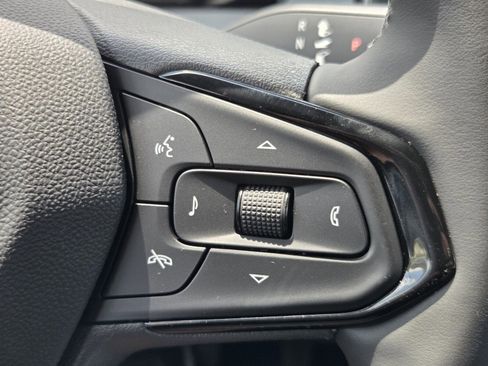 New 2027 Chevrolet Bolt LT w/ Comfort Package FWD image 14