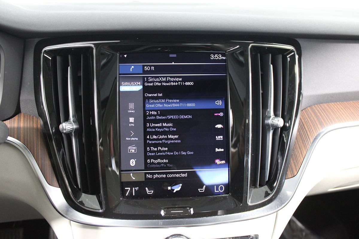 Used 2021 Volvo S60 T8 R-Design Expression AWD/4WD image 23