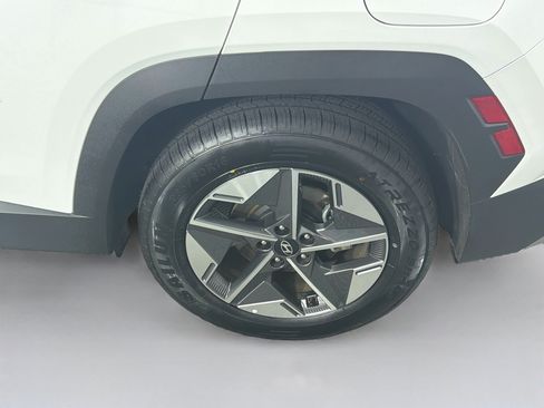 Used 2025 Hyundai Tucson SEL FWD image 11