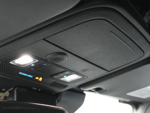 Used 2025 Ford Bronco Outer Banks image 22