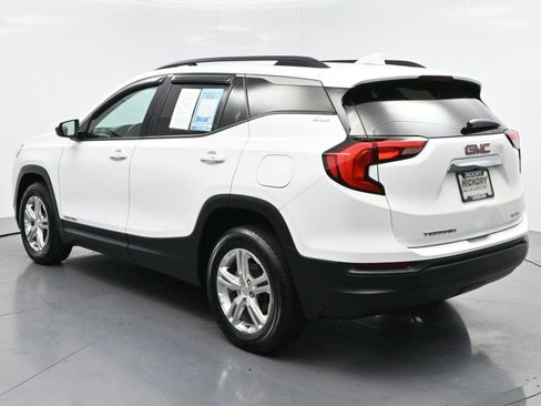 Used 2020 GMC Terrain SLE w/ Driver Convenience Package AWD/4WD image 5