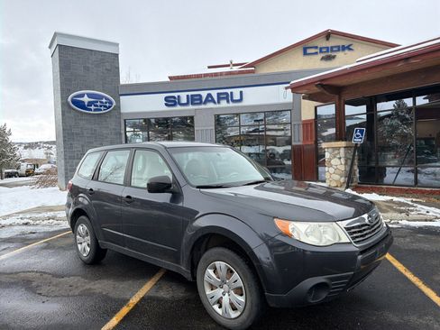Used 2010 Subaru Forester 2.5X image 3