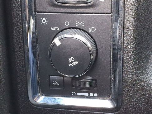 Used 2013 RAM 2500 Laramie w/ Convenience Group image 27