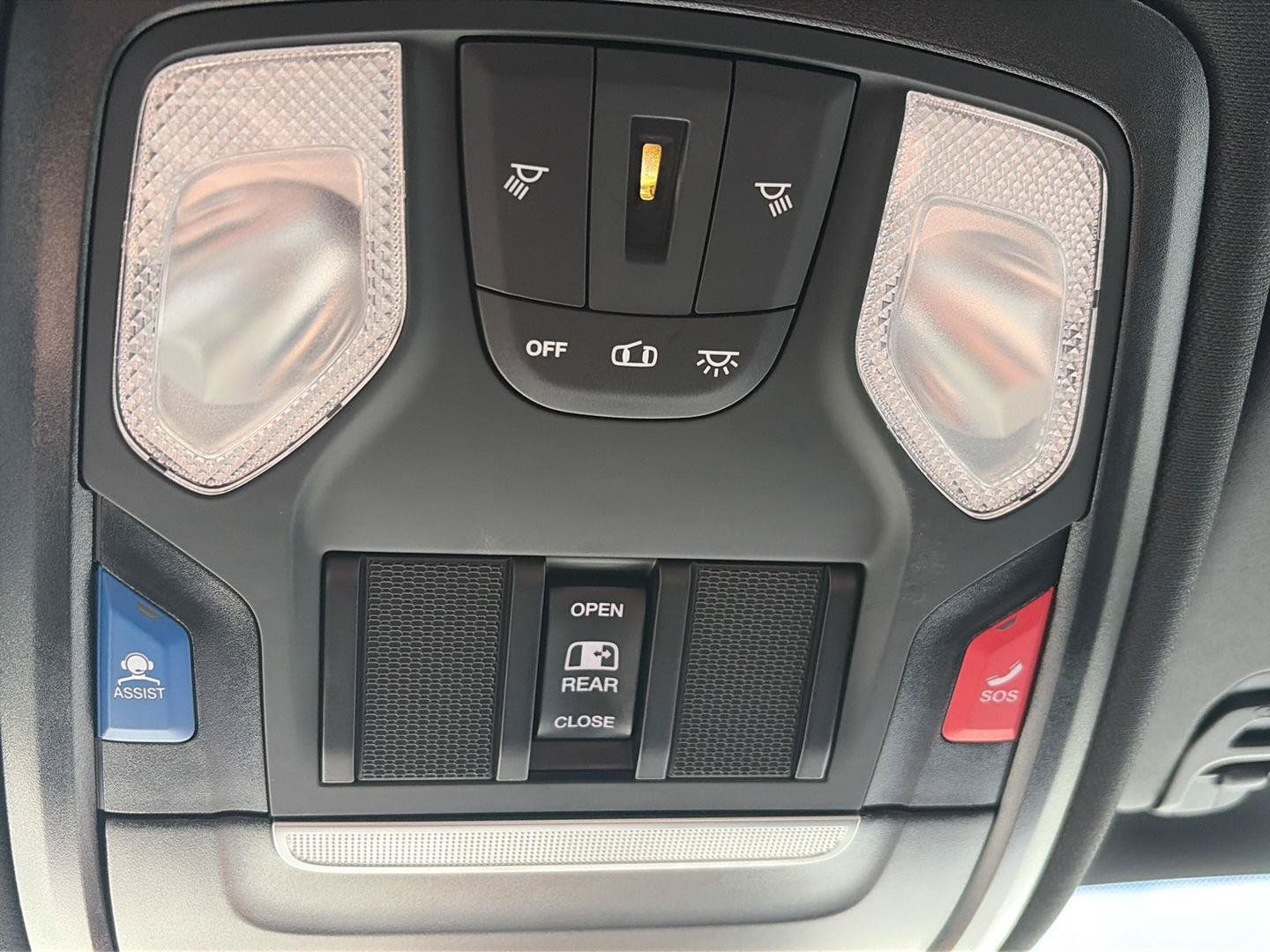 Used 2025 RAM 1500 Tradesman w/ Night Edition AWD/4WD image 16