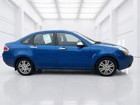 Used 2011 Ford Focus SEL w/ 301A Rapid Spec Order Code FWD image 2