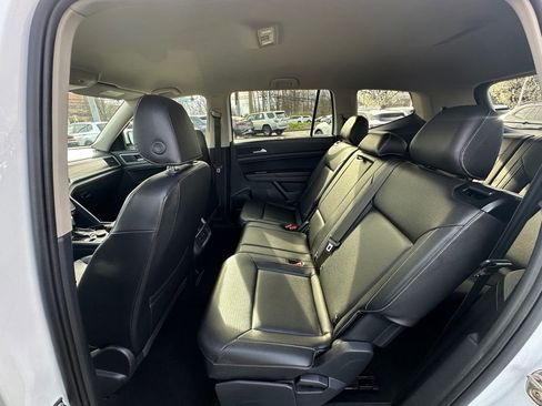 Used 2021 Volkswagen Atlas SE image 22