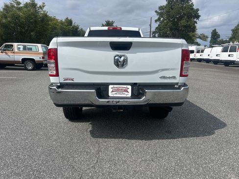 Used 2022 RAM 2500 Tradesman w/ Chrome Appearance Group image 8