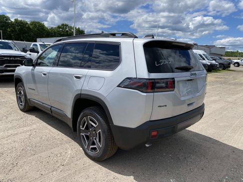 New 2026 Jeep Cherokee Limited AWD/4WD image 3