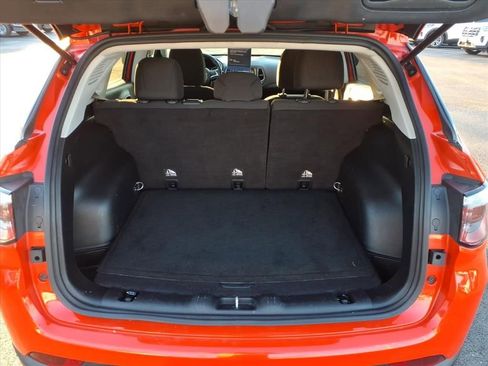 Used 2018 Jeep Compass Sport w/ Cold Weather Group image 30