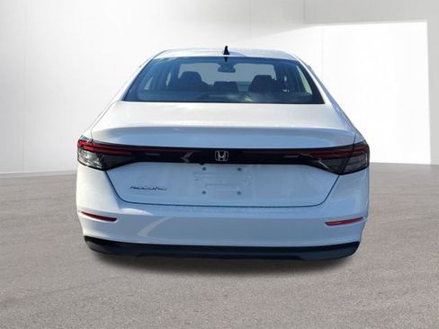 New 2025 Honda Accord SE image 15