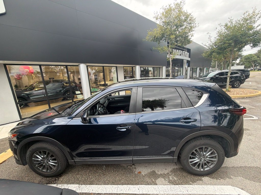 Used 2021 MAZDA CX-5 Touring FWD image 2