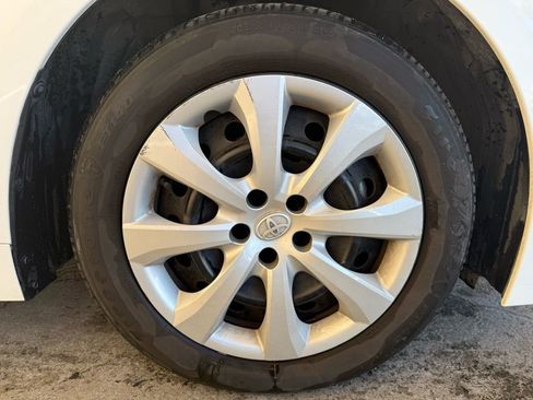 Used 2023 Toyota Corolla LE image 10