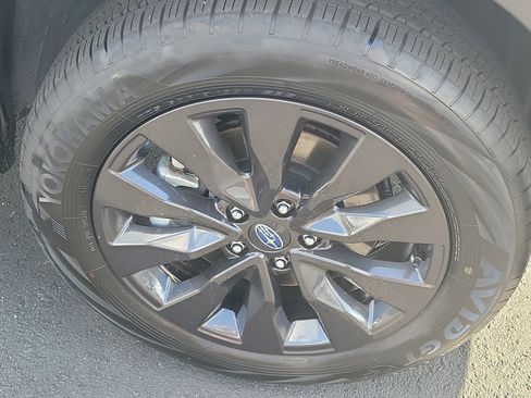 Certified 2025 Subaru Outback Onyx Edition image 8