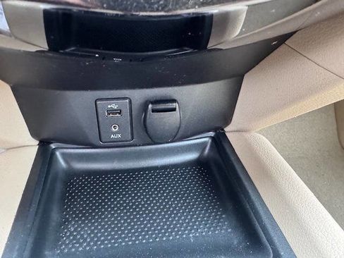 Used 2014 Nissan Rogue S image 36