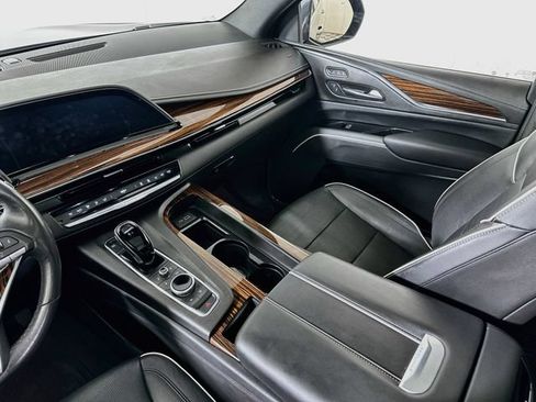 Used 2021 Cadillac Escalade Premium Luxury w/ Driver Assist Tech Package AWD/4WD image 31
