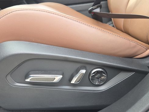 Used 2025 Acura RDX SH-AWD w/ Technology Package image 11