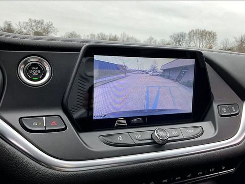 Used 2020 Chevrolet Blazer LT image 13