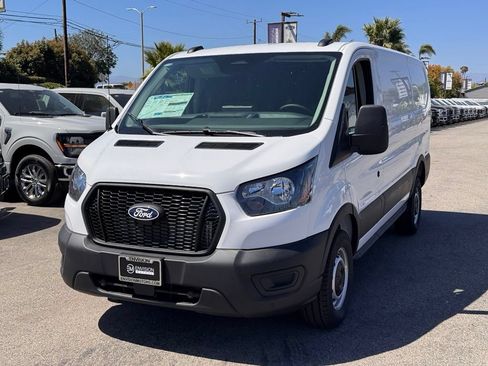 New 2026 Ford Transit 250 Low Roof RWD image 7