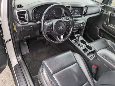 Used 2017 Kia Sportage EX image 12