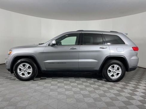 Used 2017 Jeep Grand Cherokee Laredo w/ Quick Order Package 2BE image 6