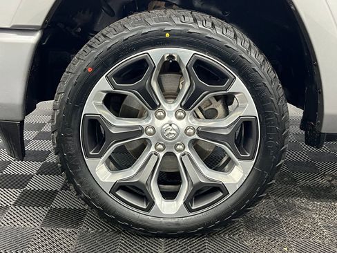 Used 2019 RAM 1500 Limited image 10