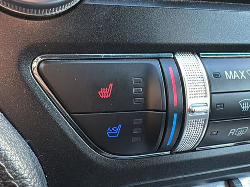 Used 2020 Ford Mustang GT Premium image 18