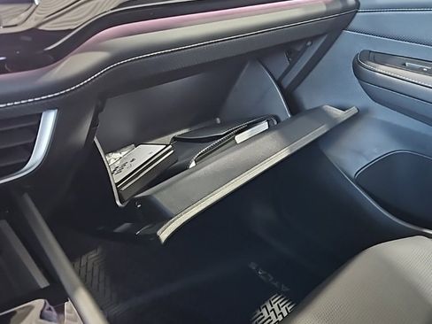 New 2026 Volkswagen Atlas Cross Sport SEL Premium R-Line image 30