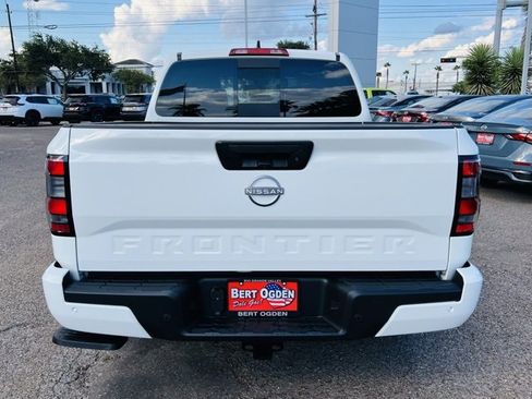 New 2026 Nissan Frontier SV w/ Tow Package image 11