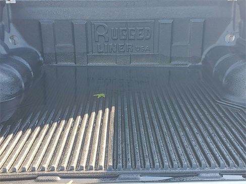 Used 2019 Ford Ranger Lariat w/ Equipment Group 501A Mid image 9