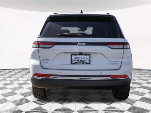 New 2025 Jeep Grand Cherokee Laredo X image 12