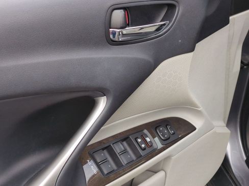Used 2013 Lexus IS 250 image 15