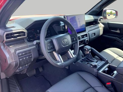 Used 2026 Toyota Tacoma Limited AWD/4WD image 18
