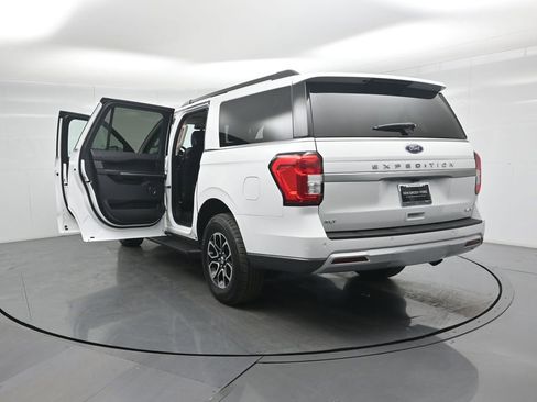 Used 2024 Ford Expedition Max XLT image 36