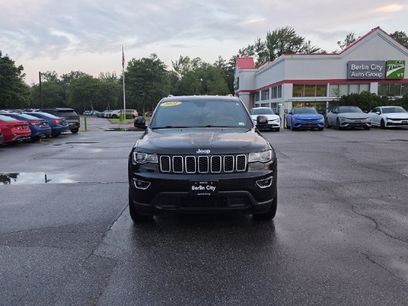 Used 2021 Jeep Grand Cherokee Laredo