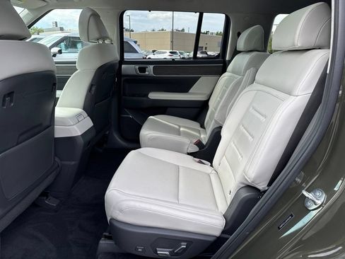 Used 2024 Hyundai Santa Fe Calligraphy AWD/4WD image 22