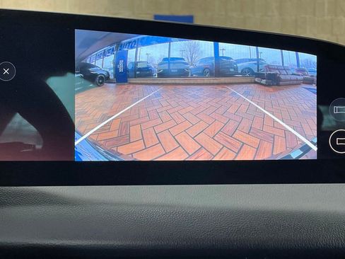 Used 2024 Lucid Air Touring image 29